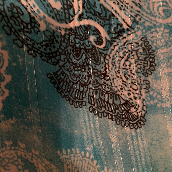 Blue blouse - Picture 2 of 4